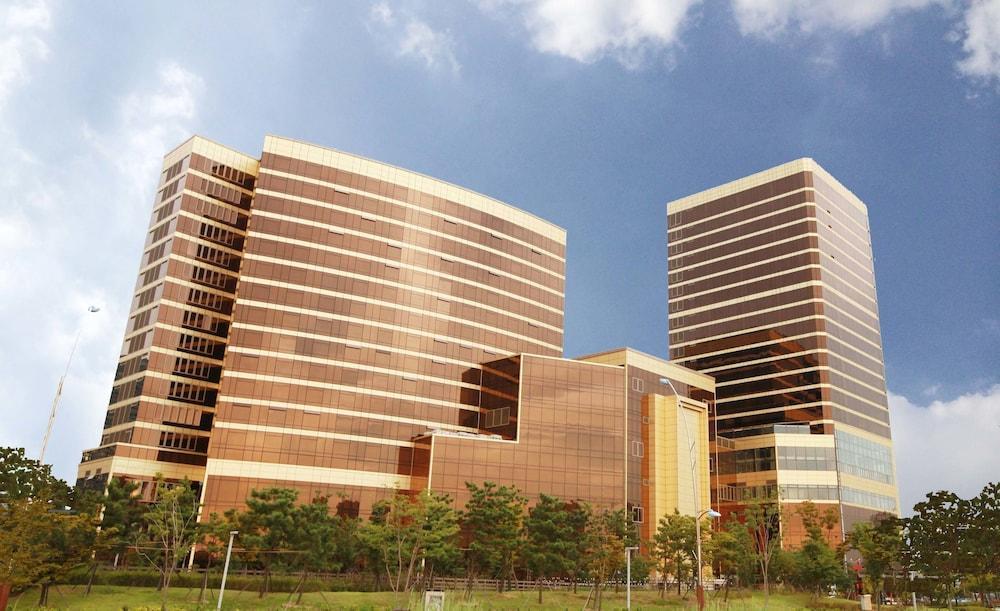 Songdo Central Park Hotel Incheon Exterior photo